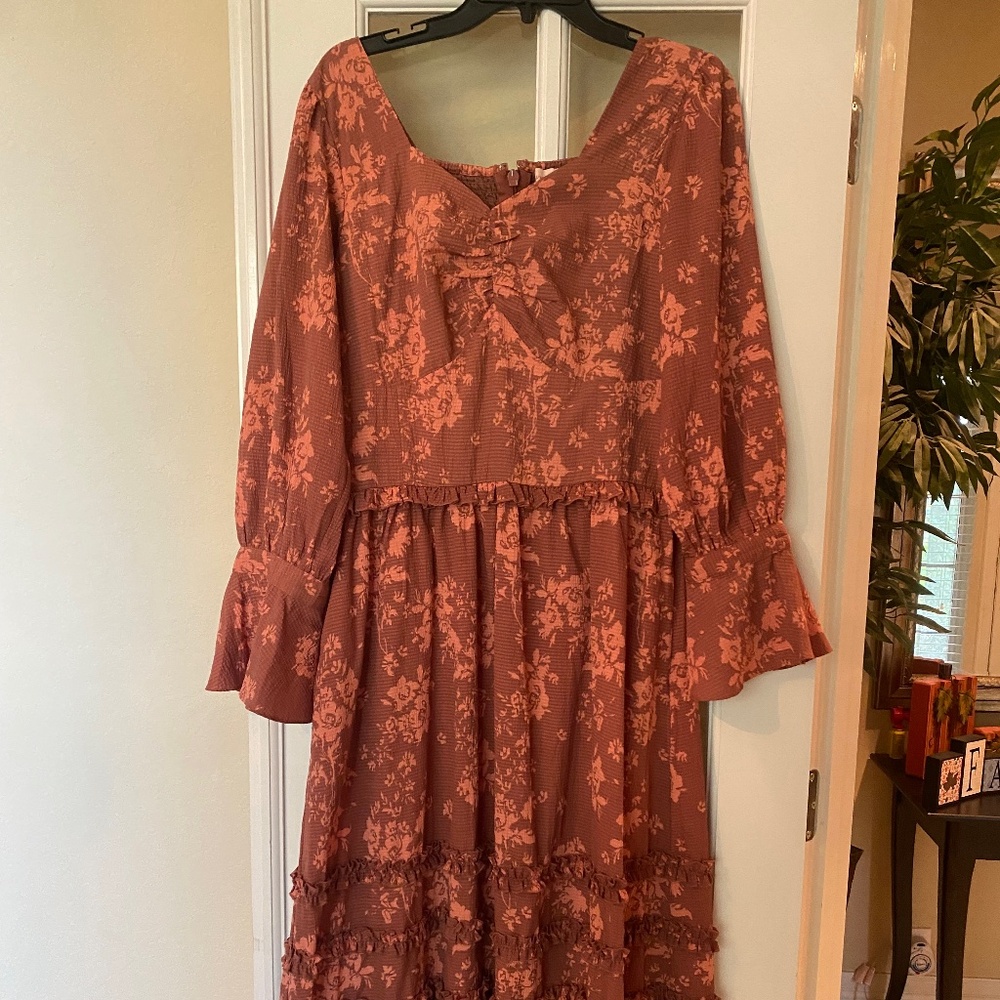 Size M Ivy City Co dress
